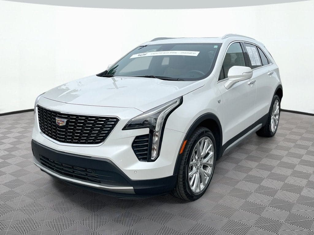2023 Cadillac XT4 FWD Premium Luxury — photo 1 of 5