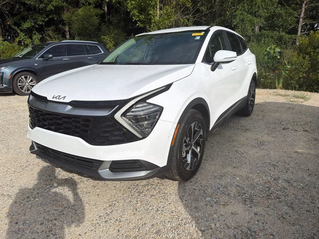 2024 Kia Sportage EX — photo 1 of 23