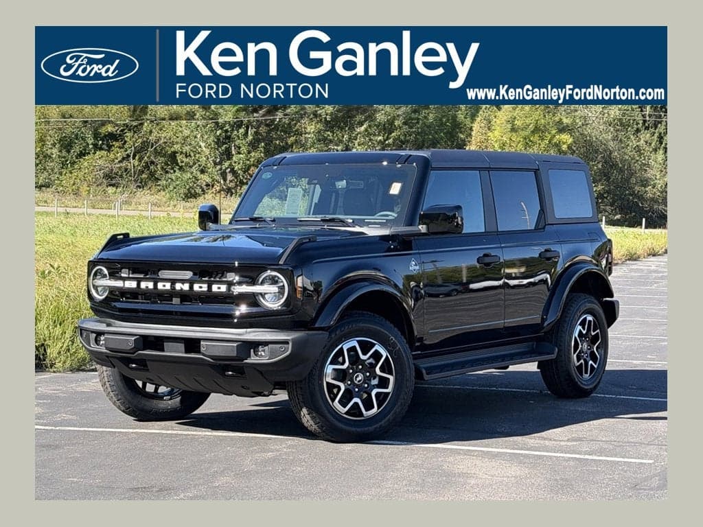 2026 Ford Bronco Outer Banks — photo 1 of 30