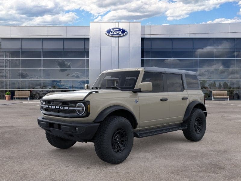 2026 Ford Bronco Outer Banks — photo 1 of 30