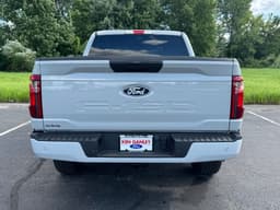 Extra Photo