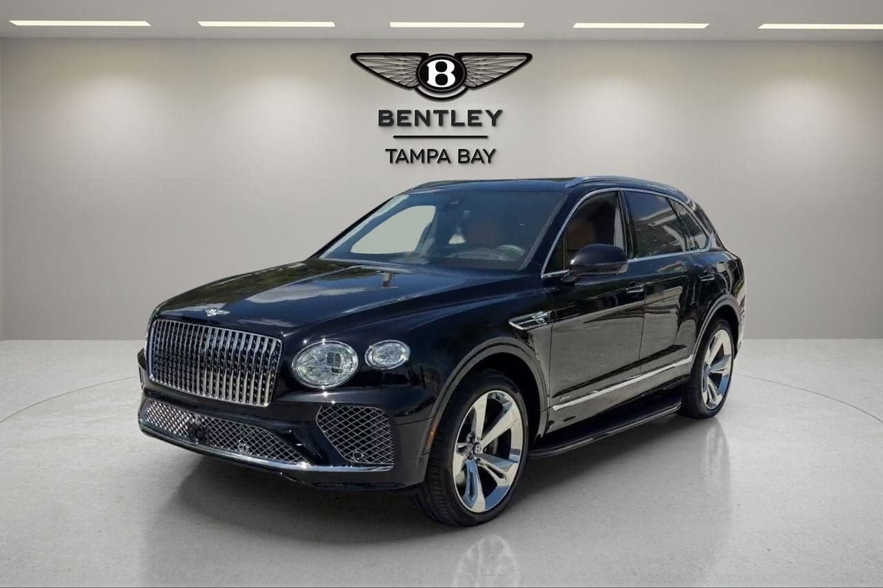 2025 Bentley Bentayga V8 — photo 1 of 39