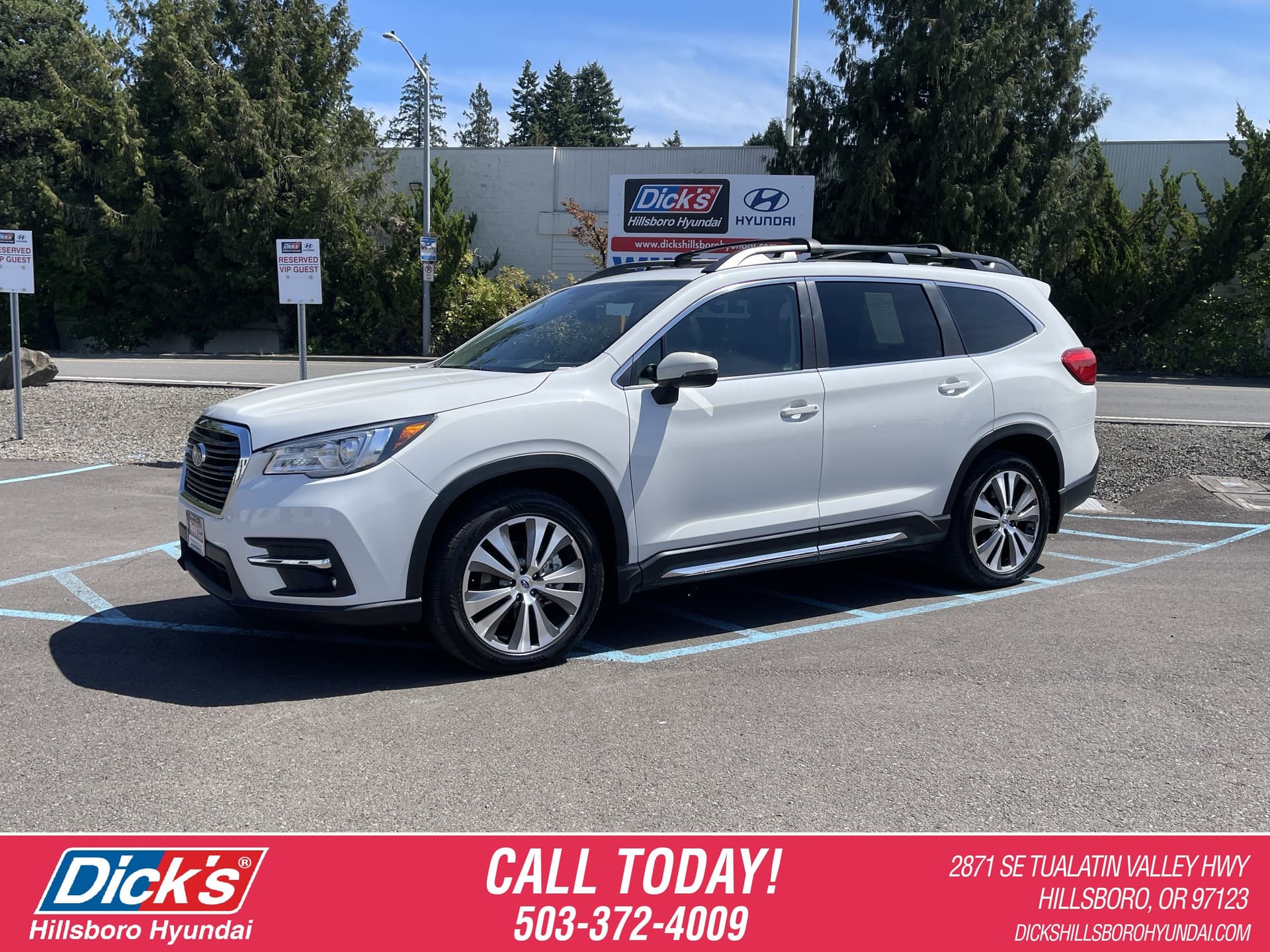2022 Subaru Ascent Limited — photo 1 of 36