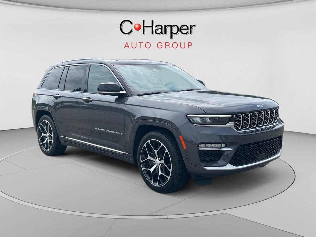 2022 Jeep Grand Cherokee Summit Reserve — photo 1 of 55