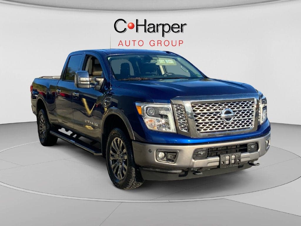 2017 Nissan Titan XD Platinum Reserve — photo 1 of 40