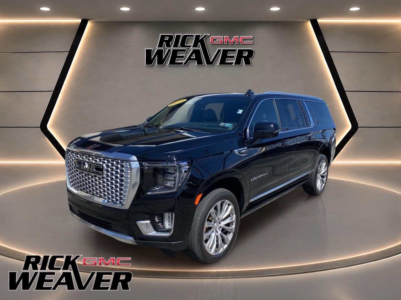2021 GMC Yukon XL Denali — photo 1 of 45