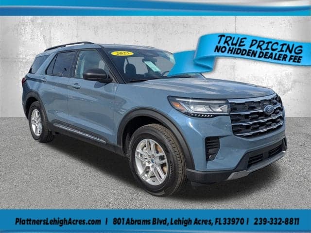 2025 Ford Explorer Active — photo 1 of 32