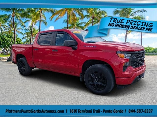 2023 Chevrolet Silverado 1500 Custom — photo 1 of 30