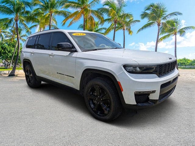 2024 Jeep Grand Cherokee L Limited — photo 1 of 36