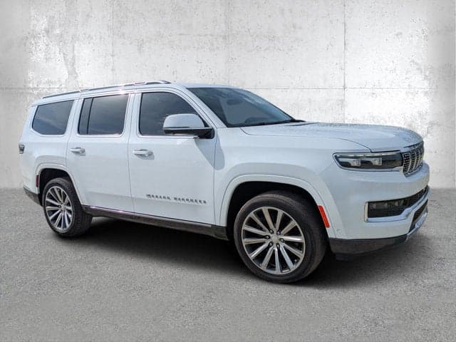 2022 Jeep Grand Wagoneer Series II — photo 1 of 43