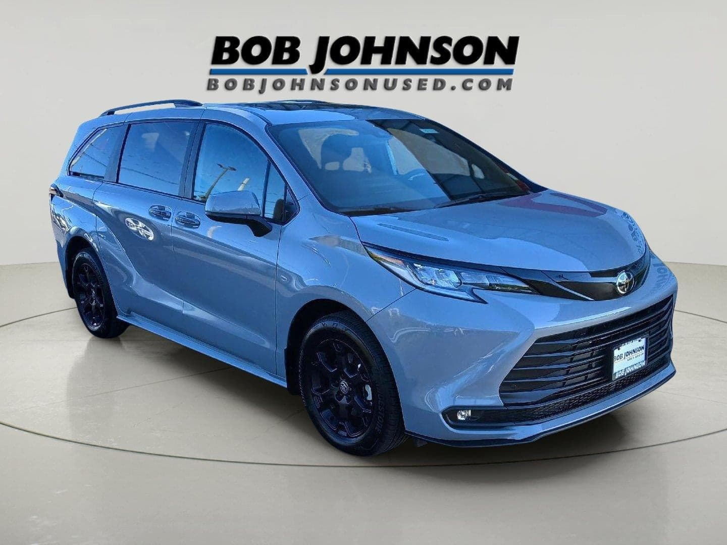 2026 Toyota Sienna Woodland Edition — photo 1 of 35