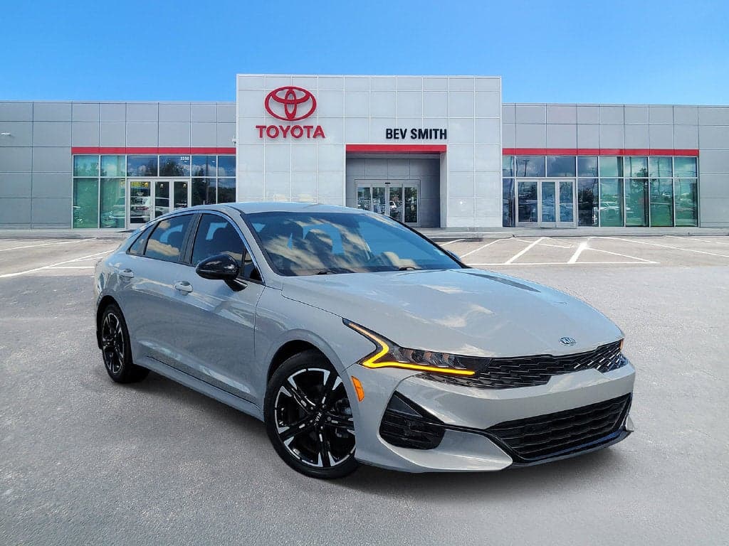 2021 Kia K5 GT-Line — photo 1 of 30