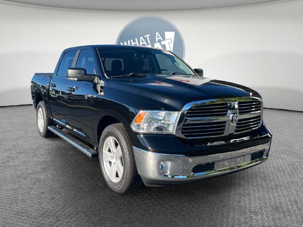 2019 RAM 1500 Classic Big Horn — photo 1 of 5