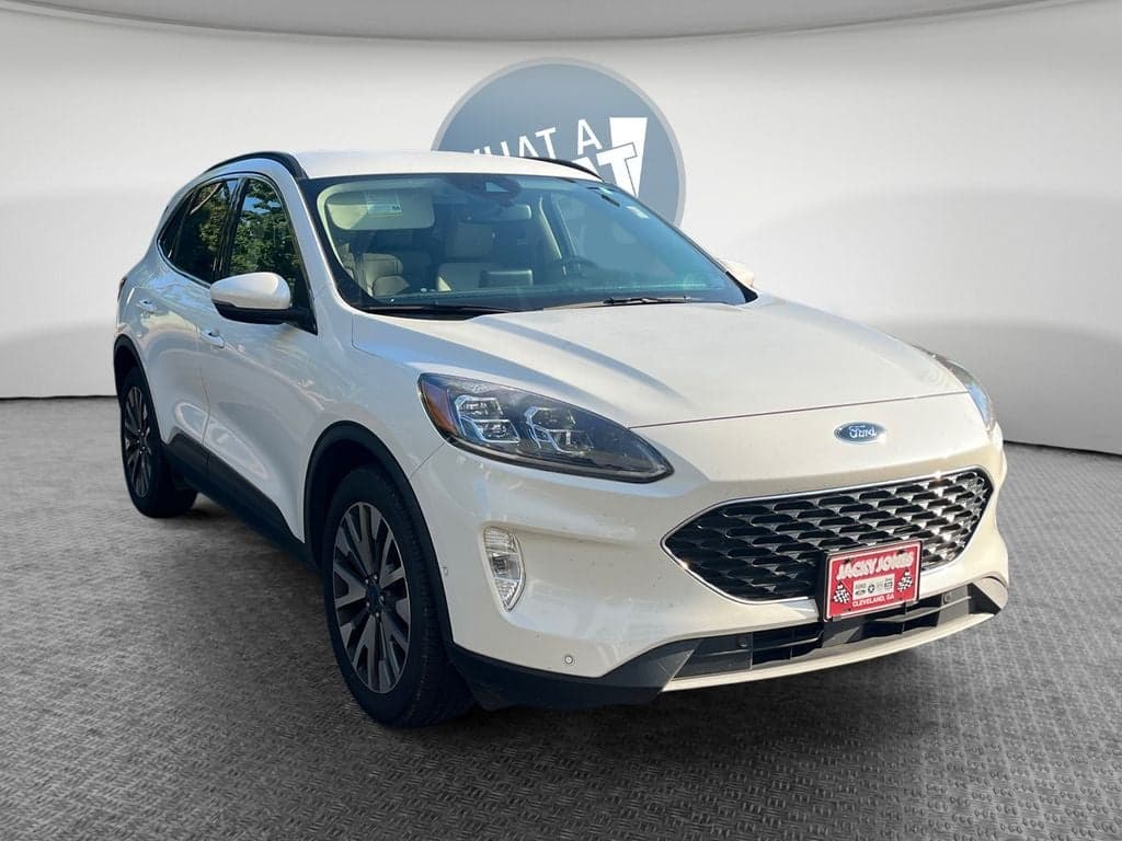 2020 Ford Escape Titanium — photo 1 of 27