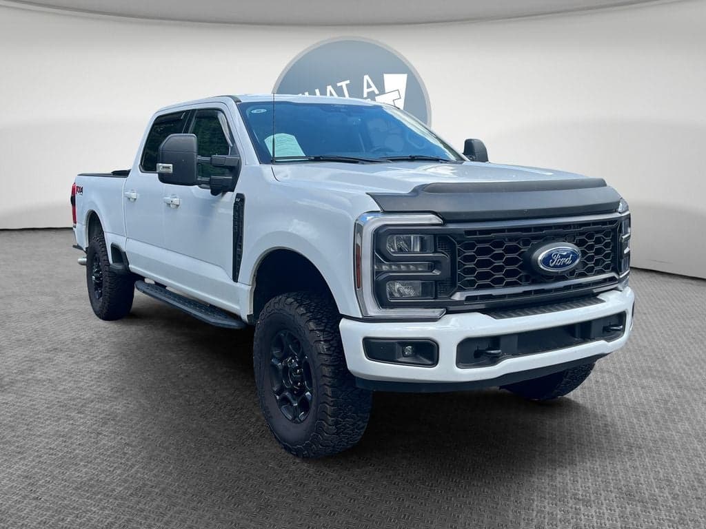 2024 Ford Super Duty F-250 SRW XLT — photo 1 of 32