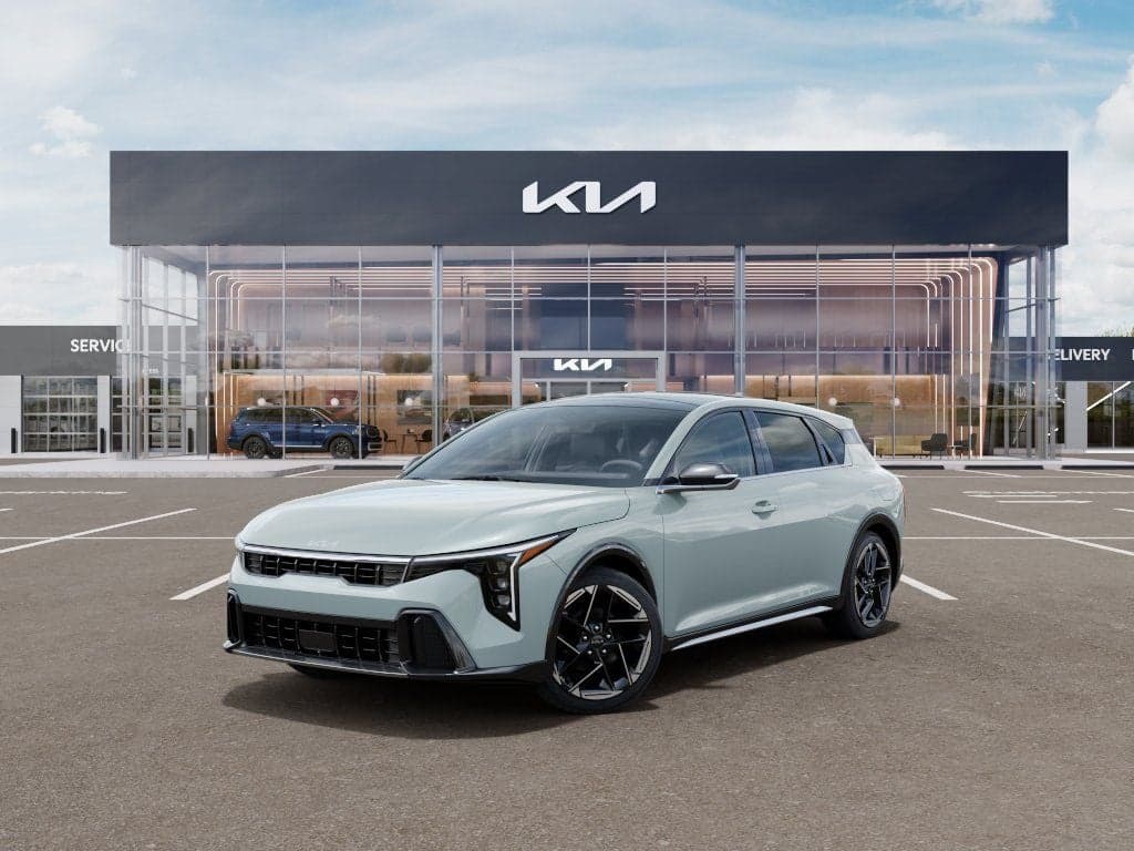 2026 Kia K4 GT-Line — photo 1 of 39