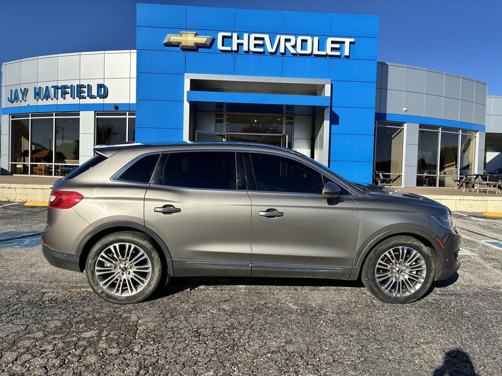 2017 Lincoln MKX Reserve — photo 1 of 5