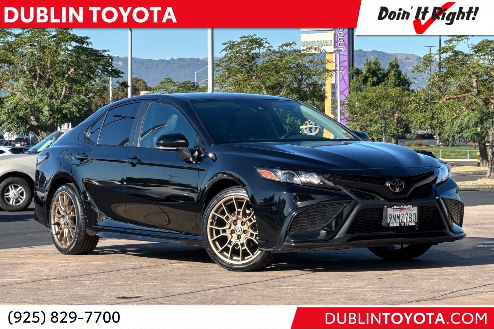 2024 Toyota Camry SE Nightshade — photo 1 of 43