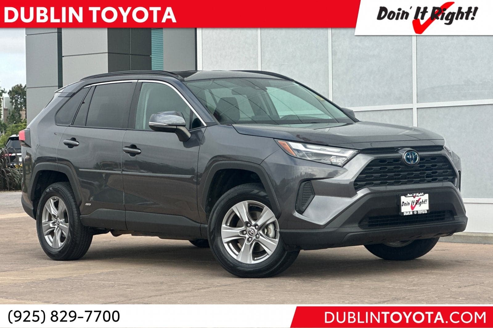 2023 Toyota RAV4 Hybrid LE — photo 1 of 44
