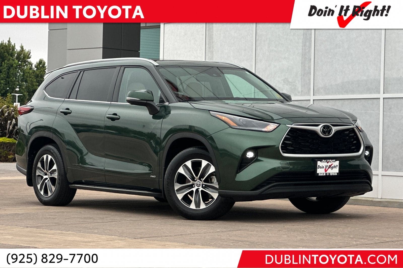 2025 Toyota Highlander Base — photo 1 of 45