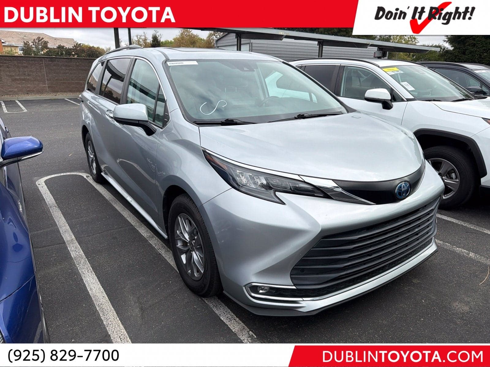 2024 Toyota Sienna XLE — photo 1 of 7