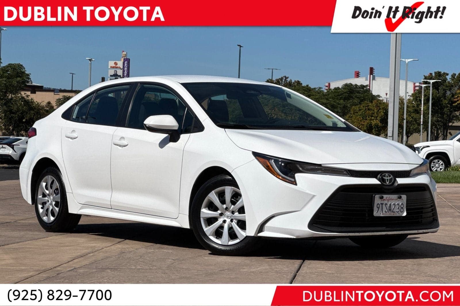 2025 Toyota Corolla LE — photo 1 of 42