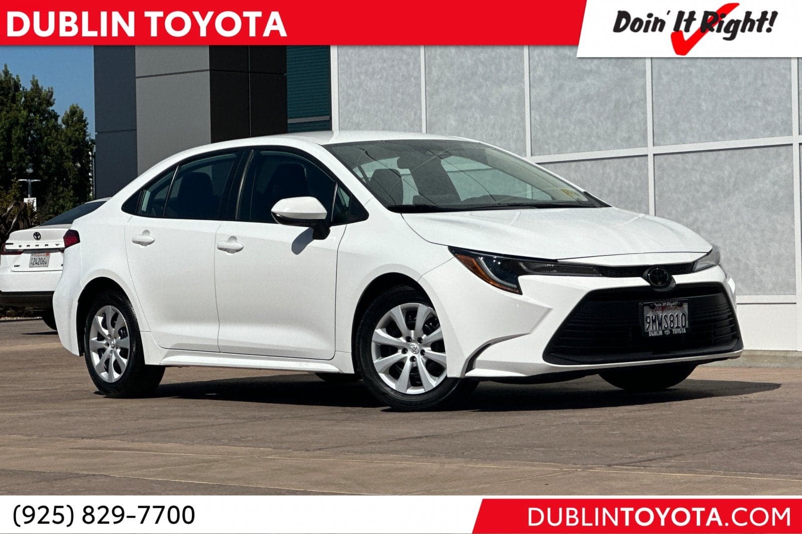2024 Toyota Corolla LE — photo 1 of 8