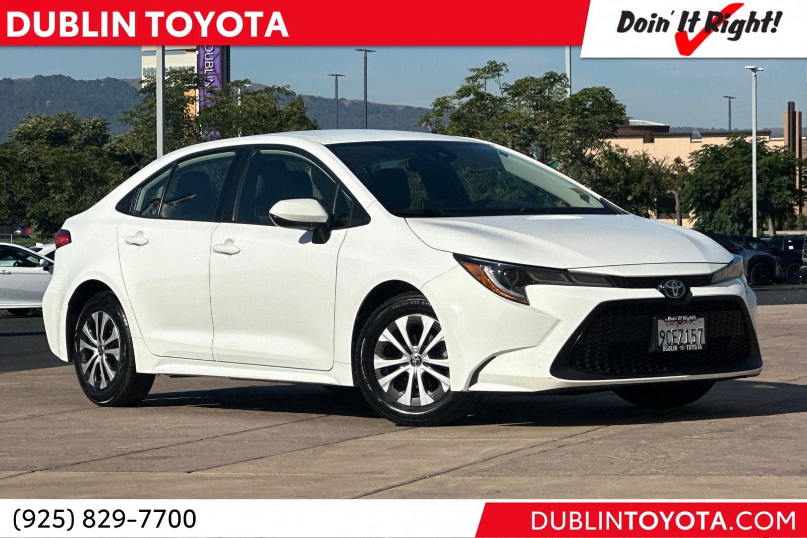 2022 Toyota Corolla Hybrid LE — photo 1 of 7