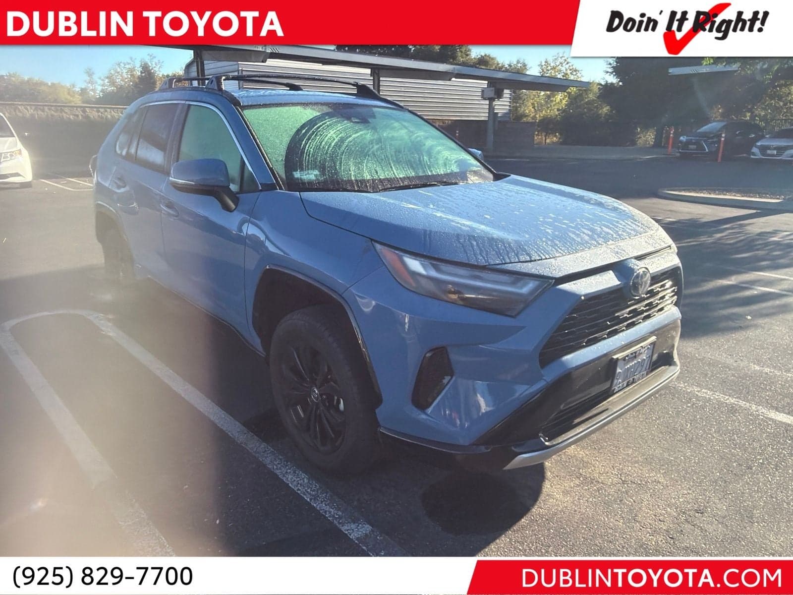 2024 Toyota RAV4 Hybrid SE — photo 1 of 8