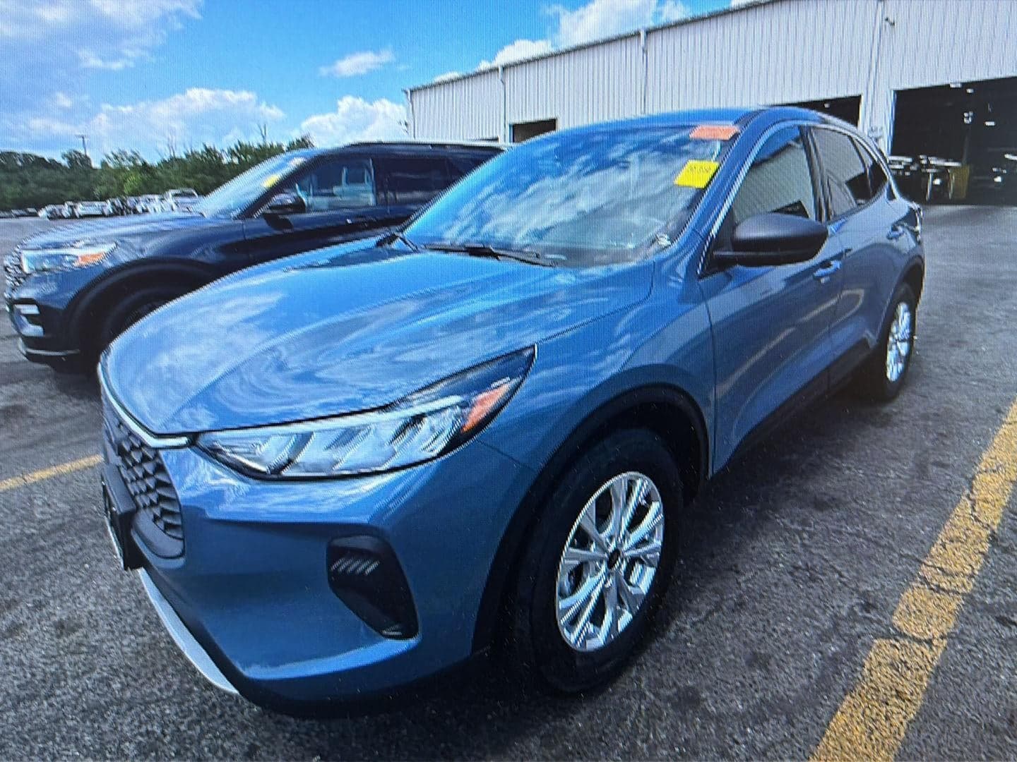 2023 Ford Escape Active — photo 1 of 25
