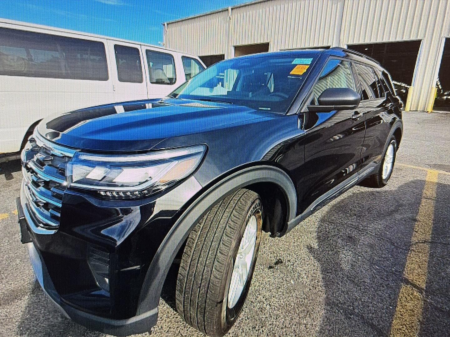 2025 Ford Explorer Active — photo 1 of 5