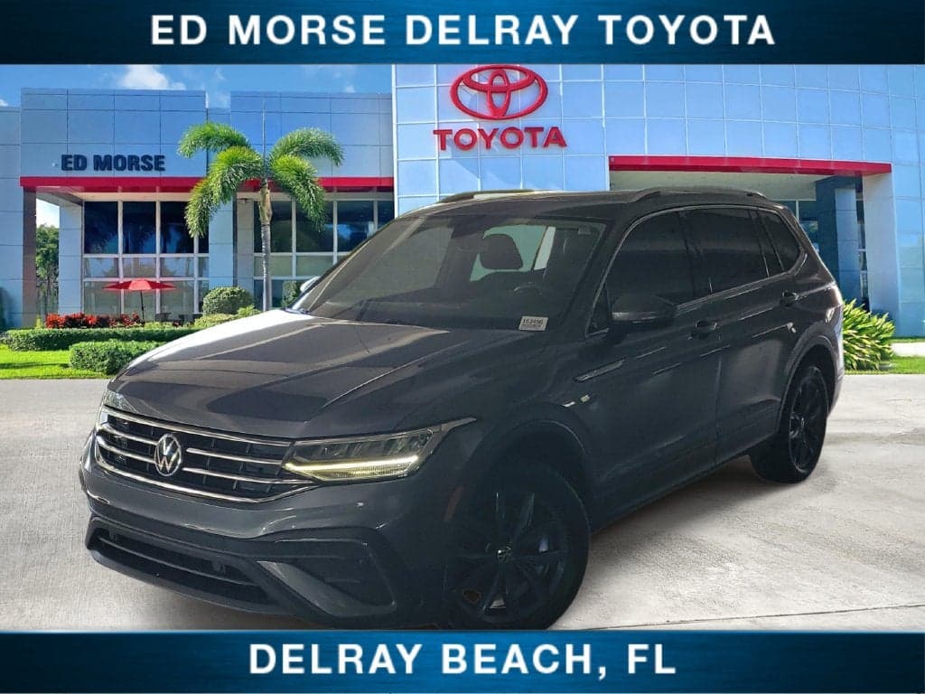 2022 Volkswagen Tiguan Base — photo 1 of 5