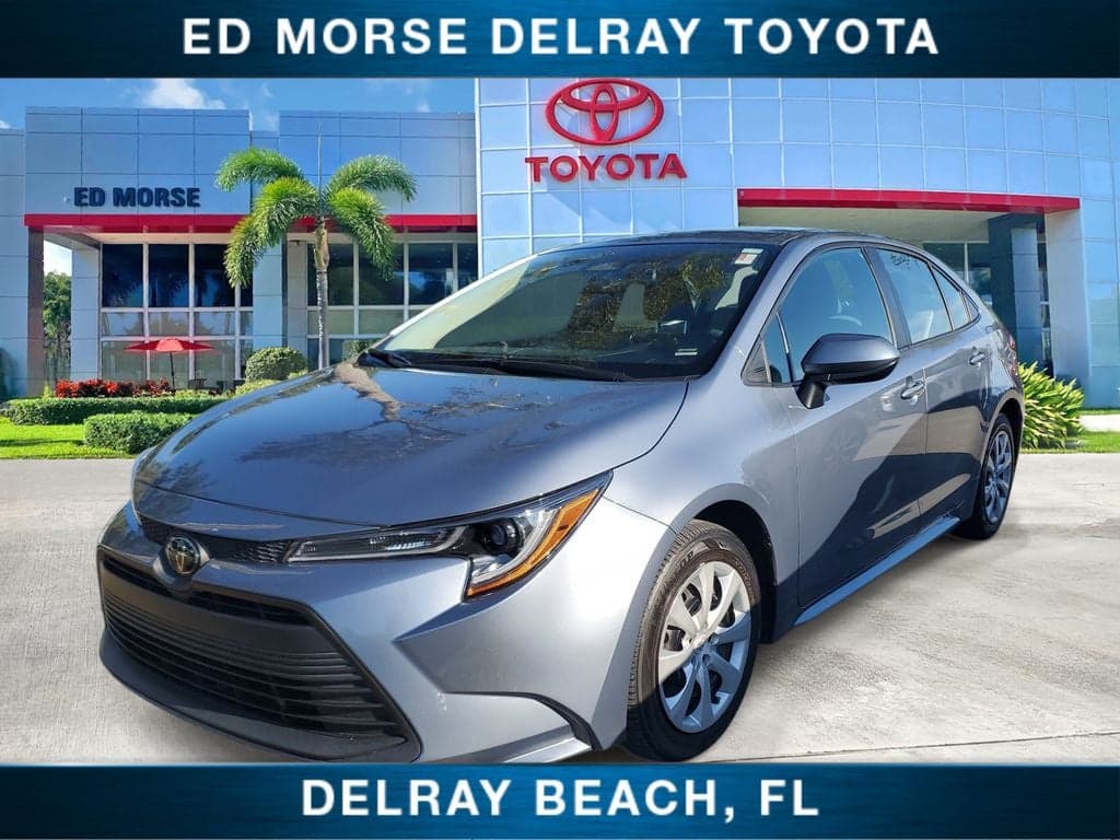2024 Toyota Corolla LE — photo 1 of 5