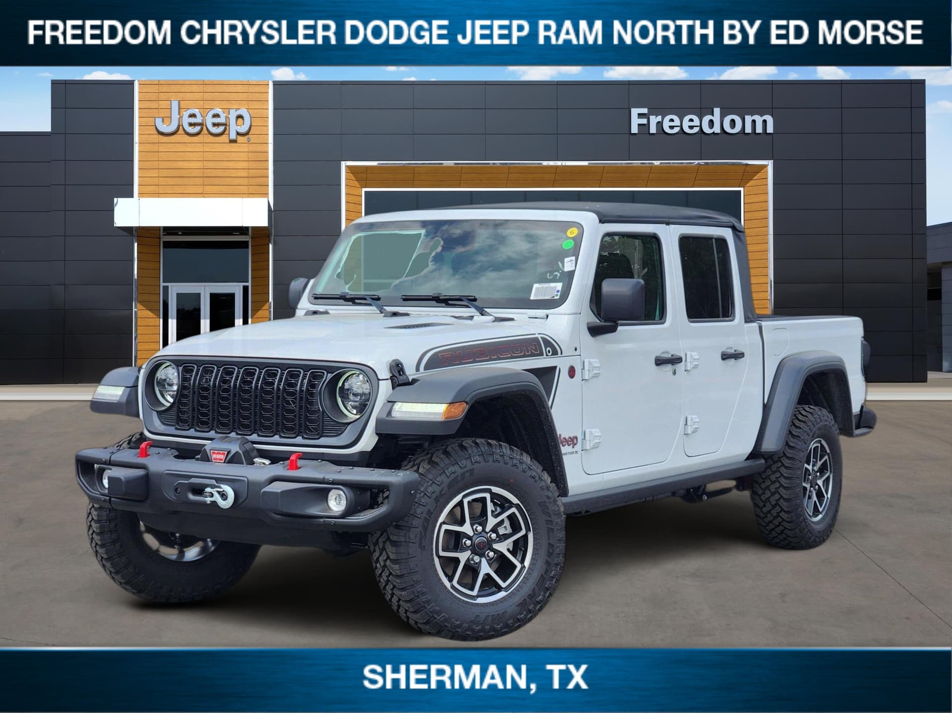 2026 Jeep Gladiator GLADIATOR SHADOW OPS 4X4 — photo 1 of 21
