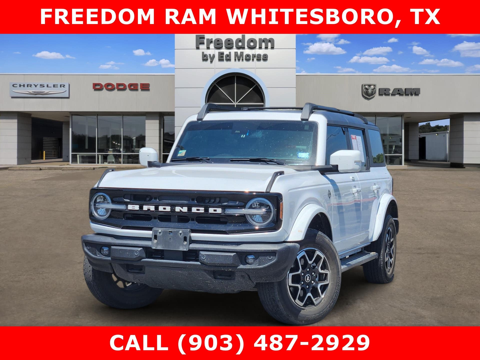 2023 Ford Bronco Outer Banks — photo 1 of 21