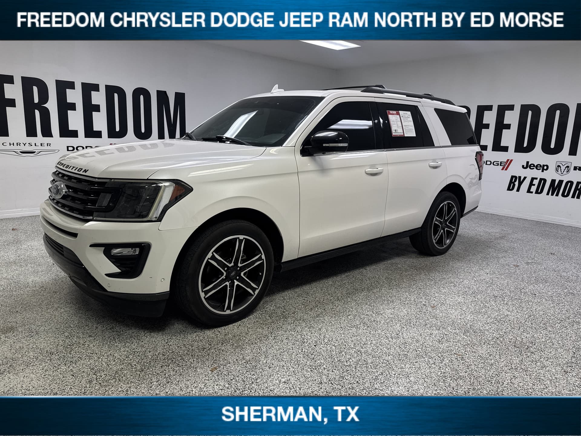 2019 Ford Expedition Limited — photo 1 of 12