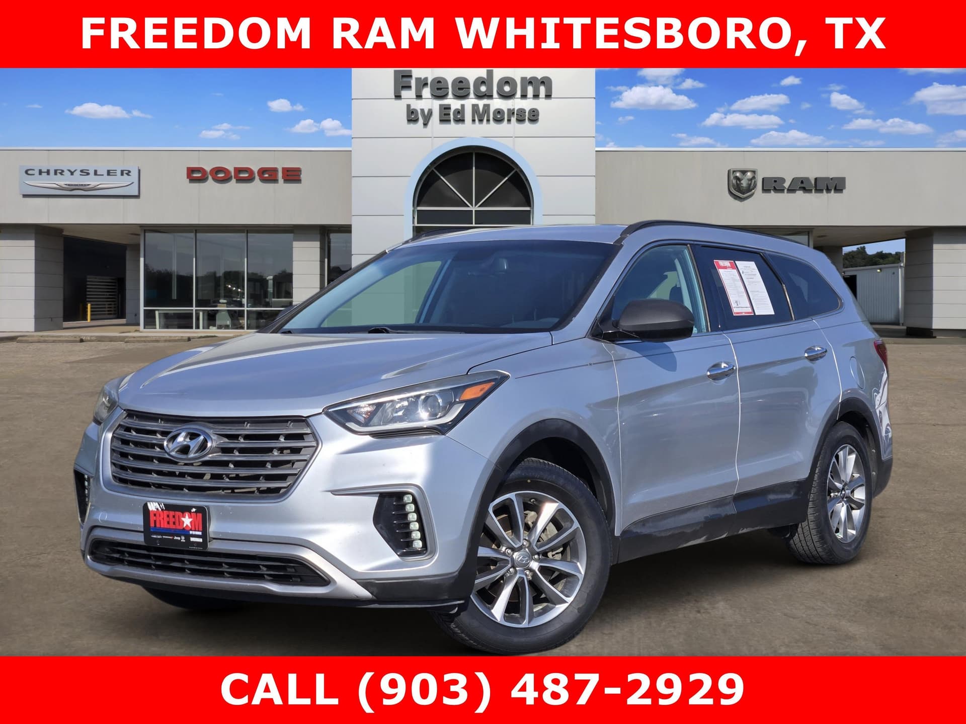 2018 Hyundai Santa Fe SE — photo 1 of 22
