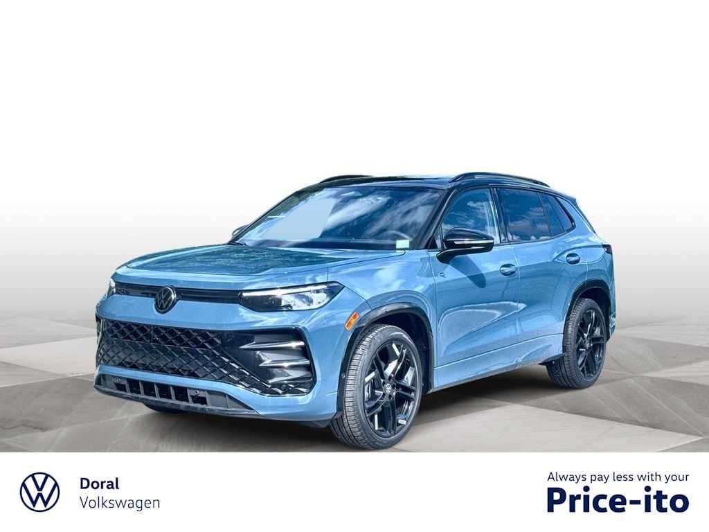 2026 Volkswagen Tiguan SE R-Line Black — photo 1 of 11