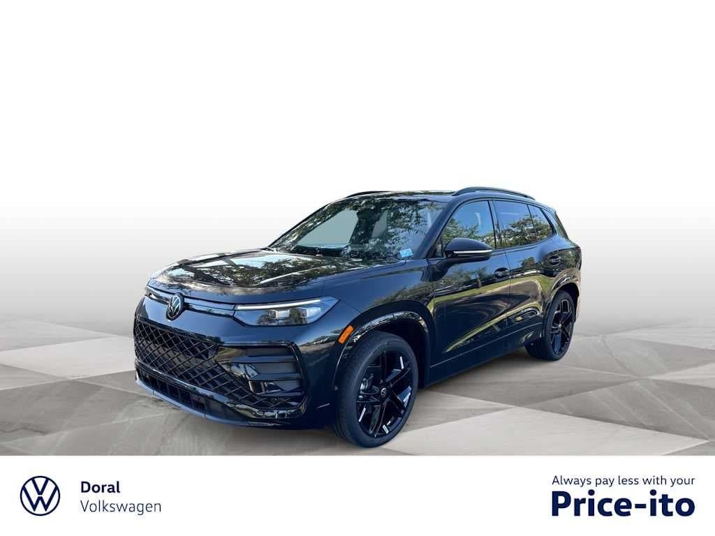 2026 Volkswagen Tiguan SE R-Line Black — photo 1 of 14