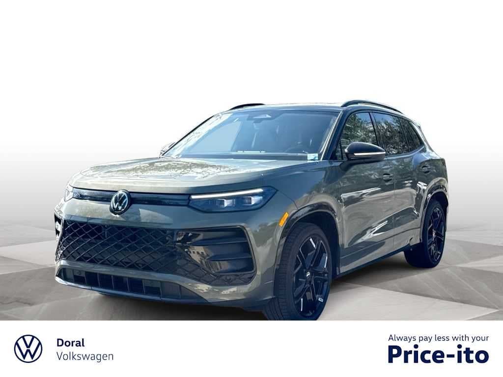 2026 Volkswagen Tiguan SE R-Line Black — photo 1 of 14