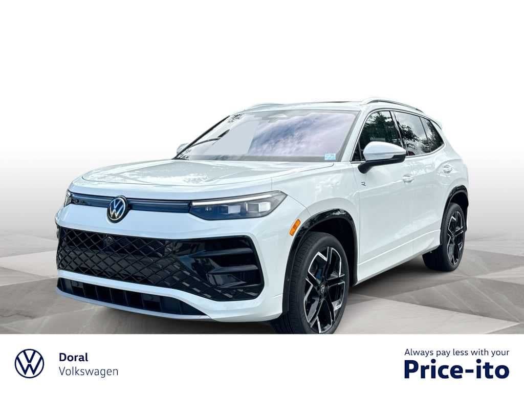 2026 Volkswagen Tiguan SEL R-Line Turbo — photo 1 of 15