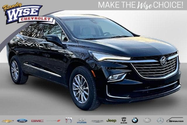2024 Buick Enclave Essence — photo 1 of 5