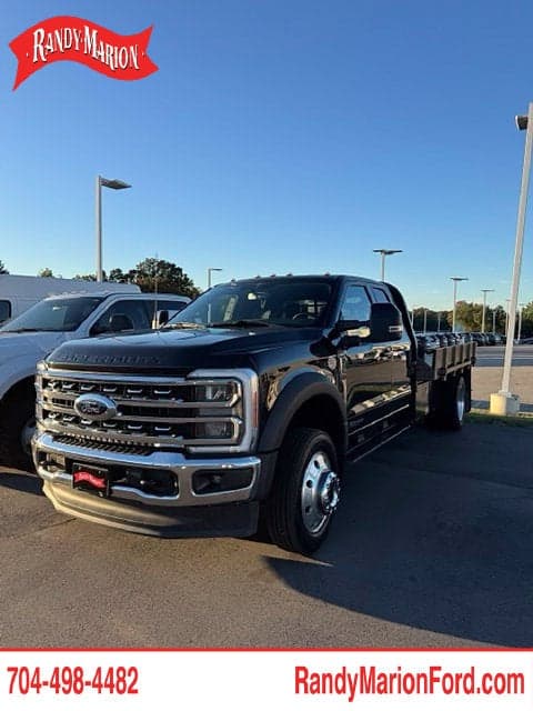 2023 Ford Super Duty F-550 DRW Base — photo 1 of 3