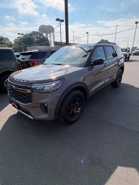 2026 Ford Explorer Tremor — photo 1 of 2