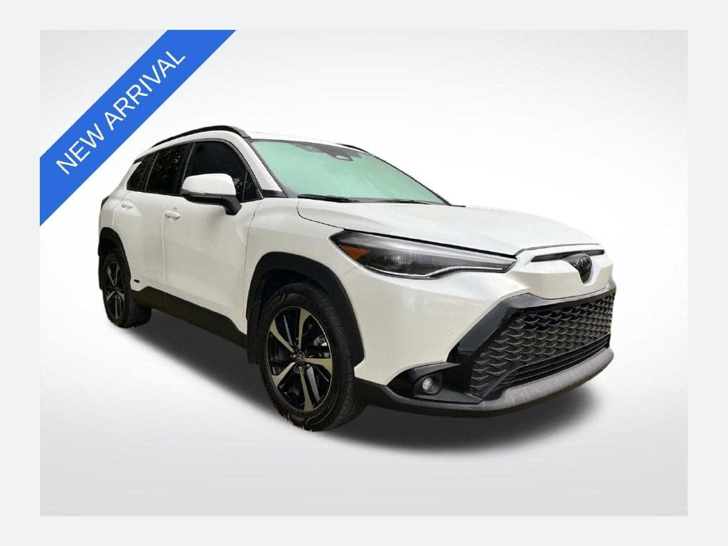 2024 Toyota Corolla Cross Hybrid XSE — photo 1 of 5