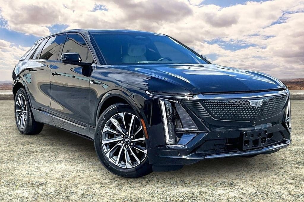 2024 Cadillac LYRIQ Sport — photo 1 of 35