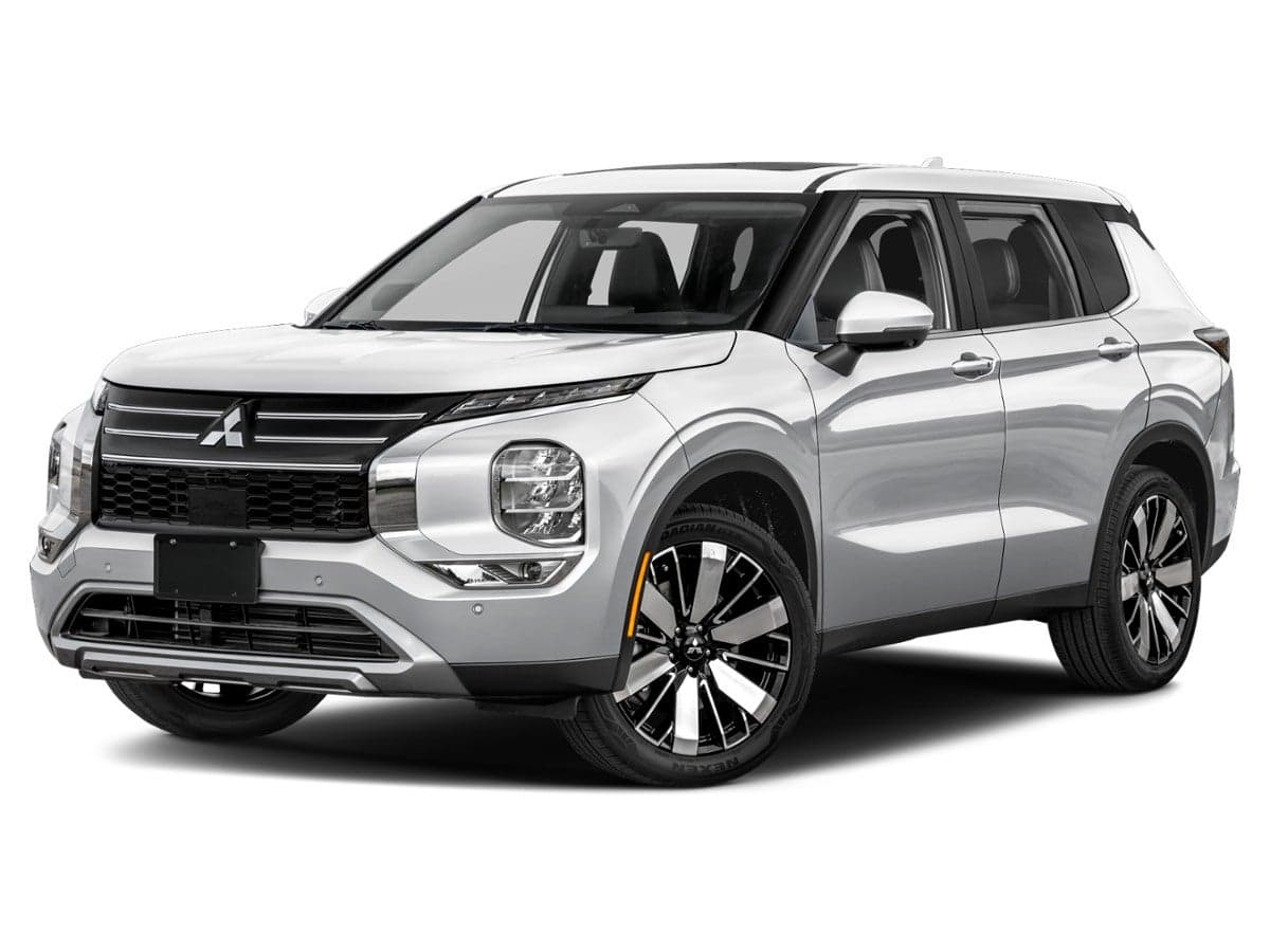 2026 Mitsubishi Outlander Base — photo 1 of 7