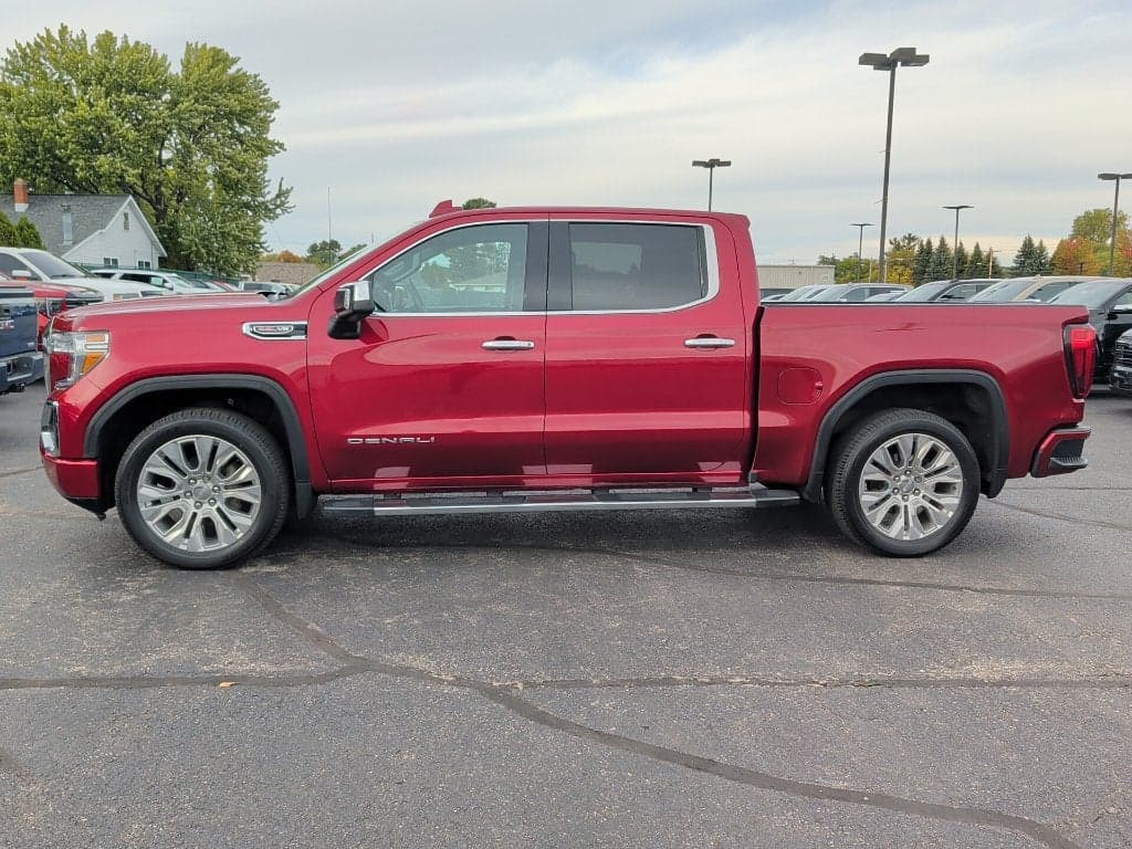 2020 GMC Sierra 1500 Denali — photo 1 of 26