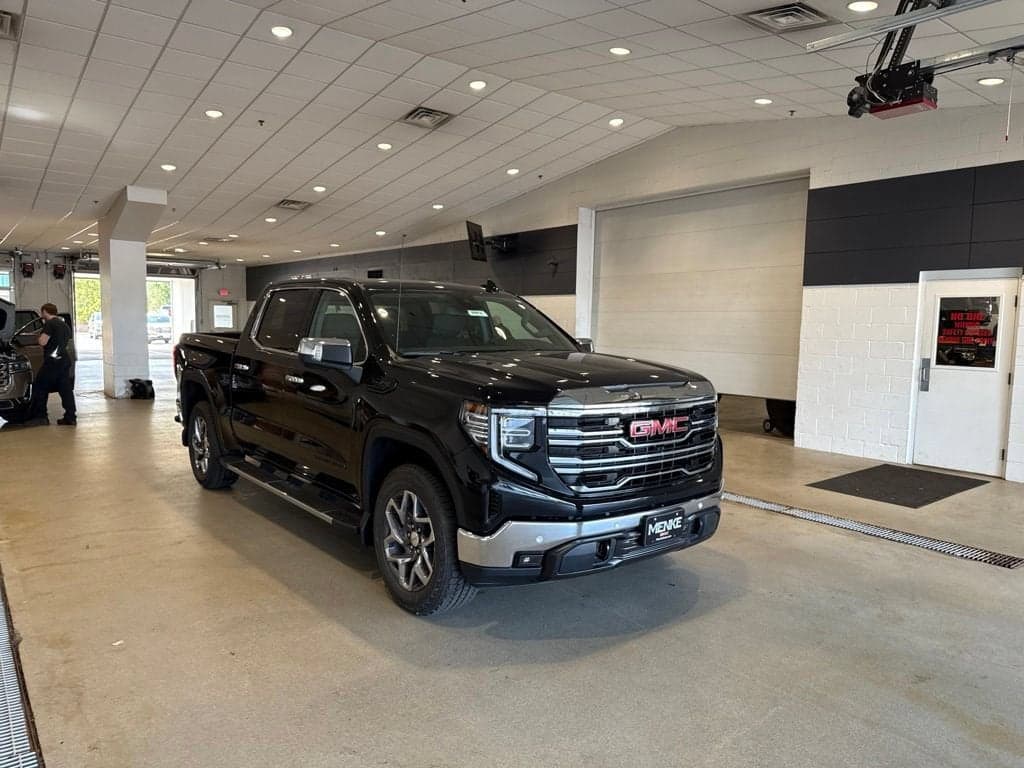 2026 GMC Sierra 1500 SLT — photo 1 of 48
