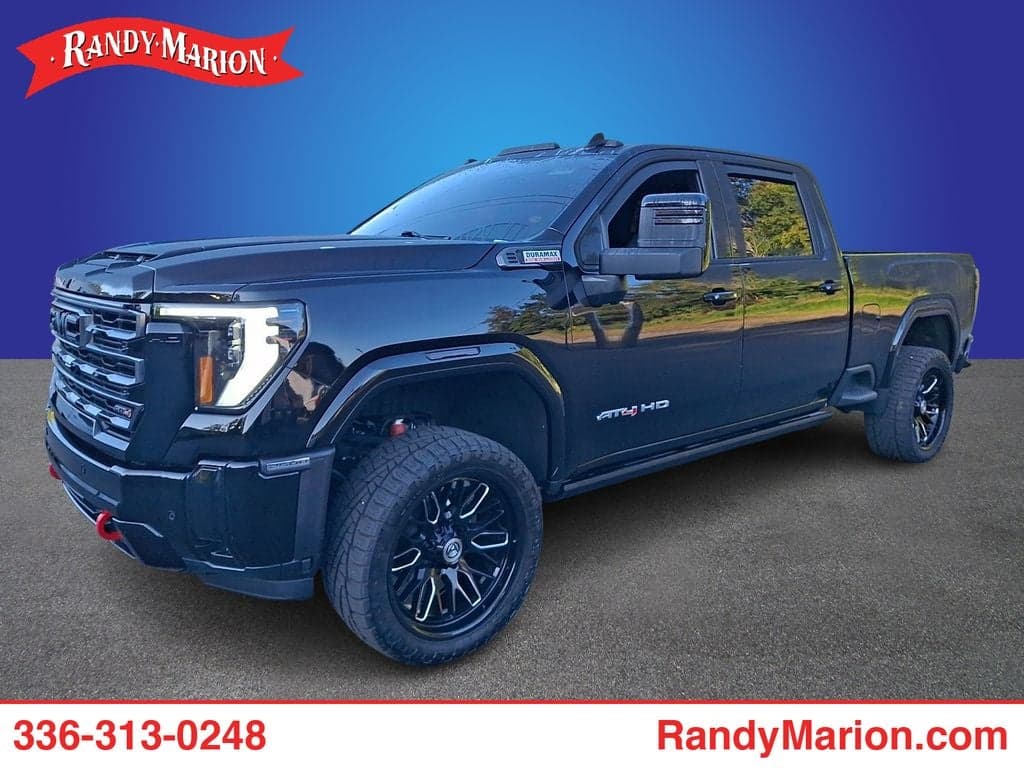 2025 GMC Sierra 2500HD AT4 — photo 1 of 21